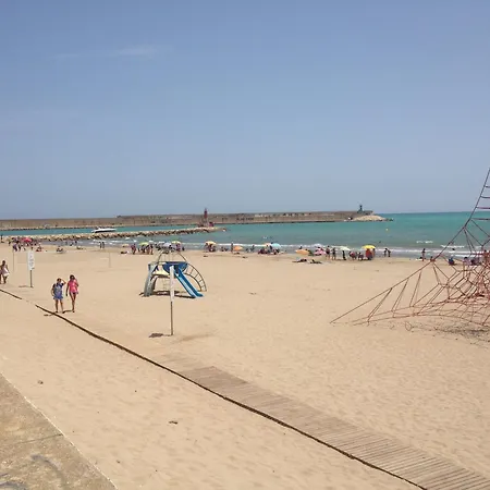 Atico Cesar Cataldo Lägenhet